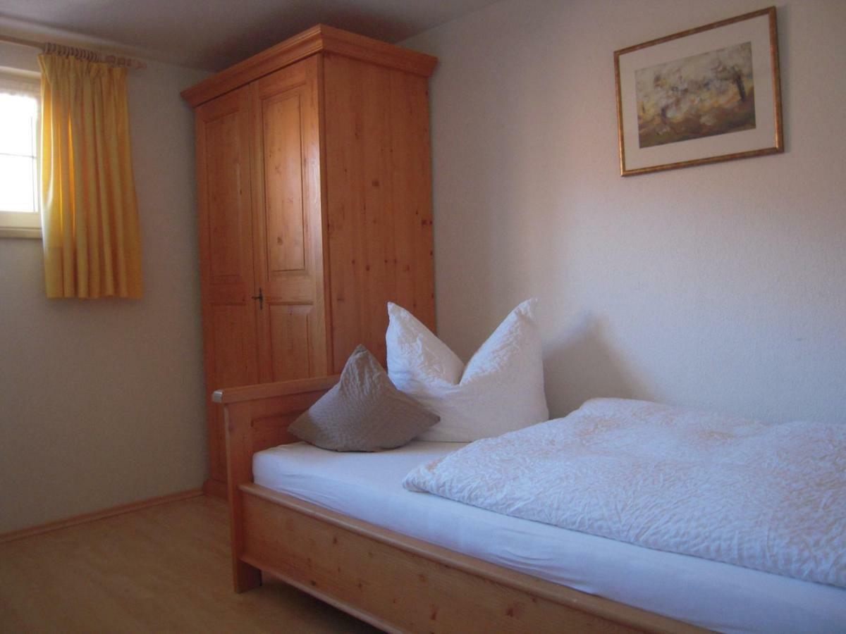 אוברסטדורף Gaestehaus Dornach מראה חיצוני תמונה